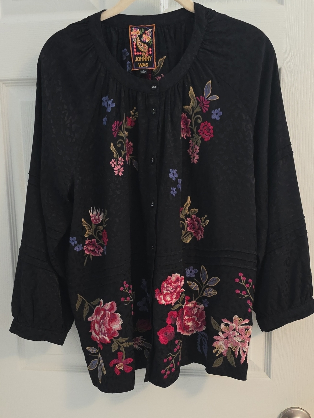 Johnny Was Black Floral Embroidered Button-Down Blouse
